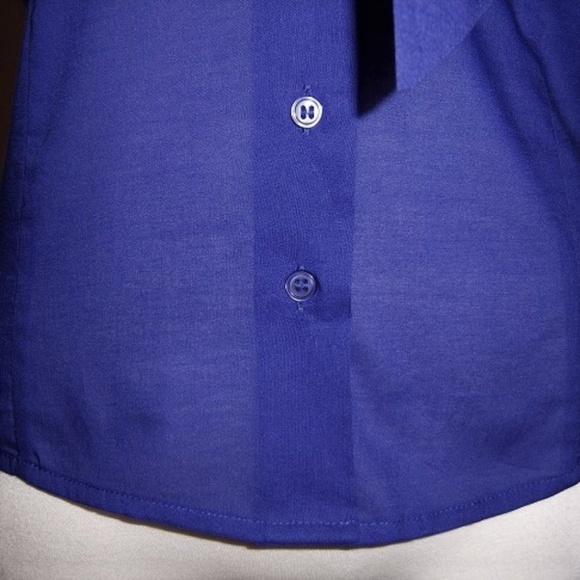 NWT The LIMITED Beautiful Bow Button-down Top - Picture 3 of 7